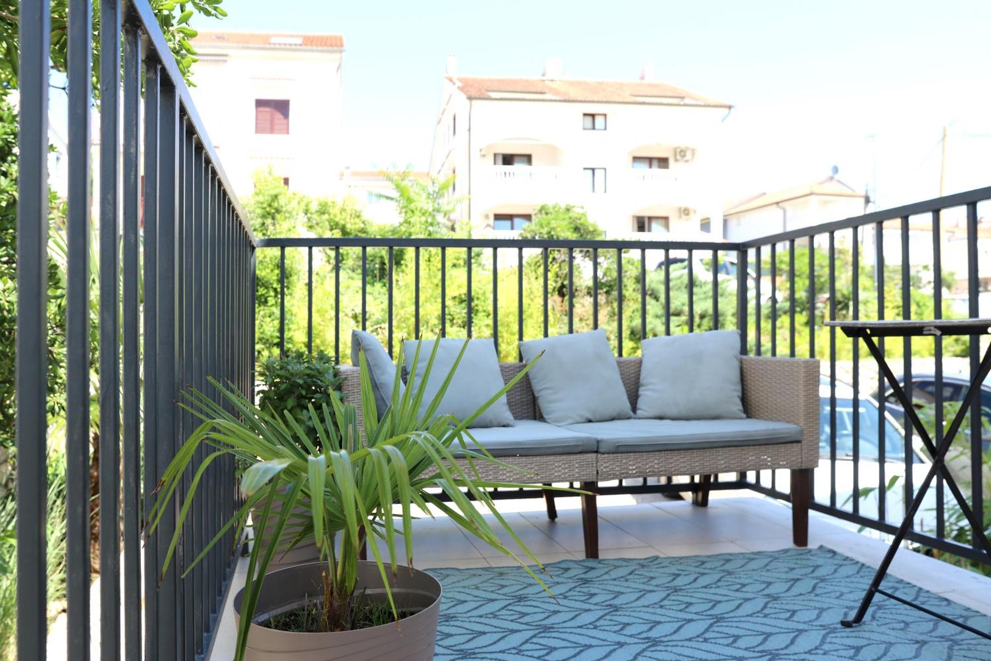 Apartments Skandi1 Малинска Экстерьер фото